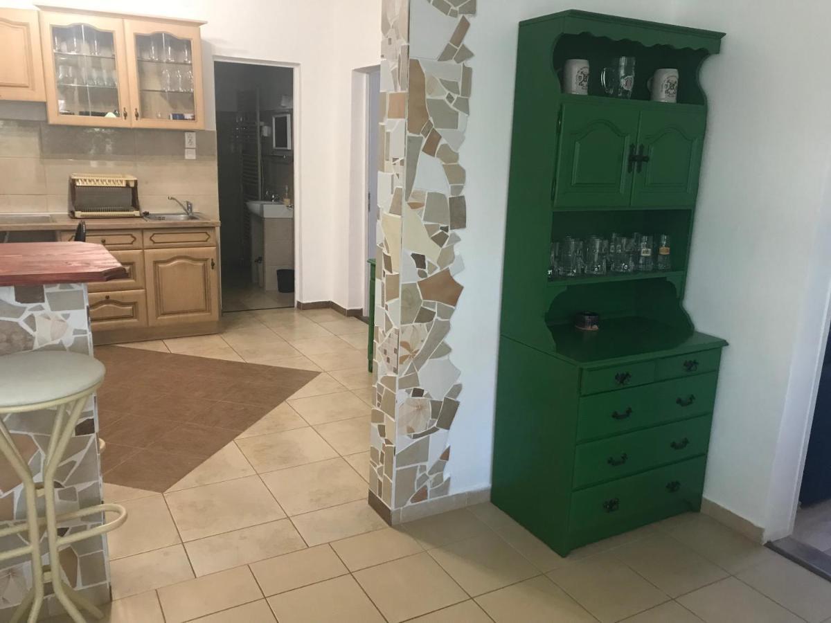 Francesco Apartmanhaz Веленце Екстериор снимка